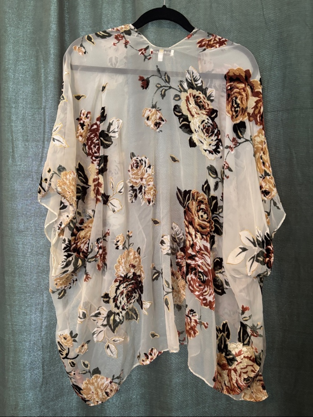 Woven Heart Sheer Floral Kimono in Soft Rose and Cream - Picture 3 of 5